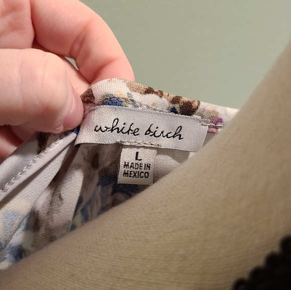 Gray, Lavender & Blue Bouquet Top - Picture 7 of 7